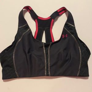 🐙 3 for $20 🐙- Under Armour sports bra